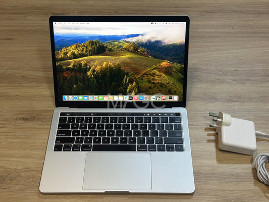 2019 MacBook Pro 13” TOUCH BAR i5 16/256