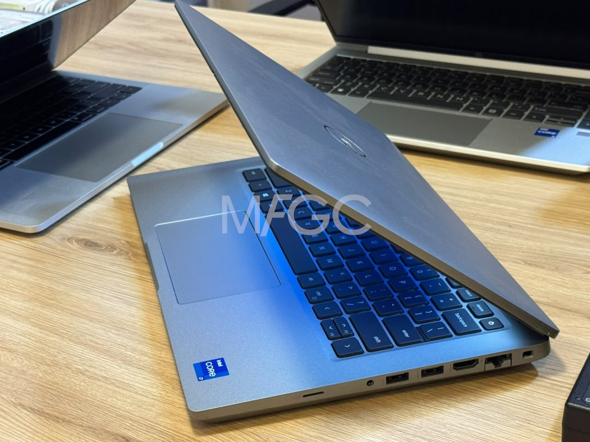 Dell 5421 H Processor i7 11Gen 16/512 SSD