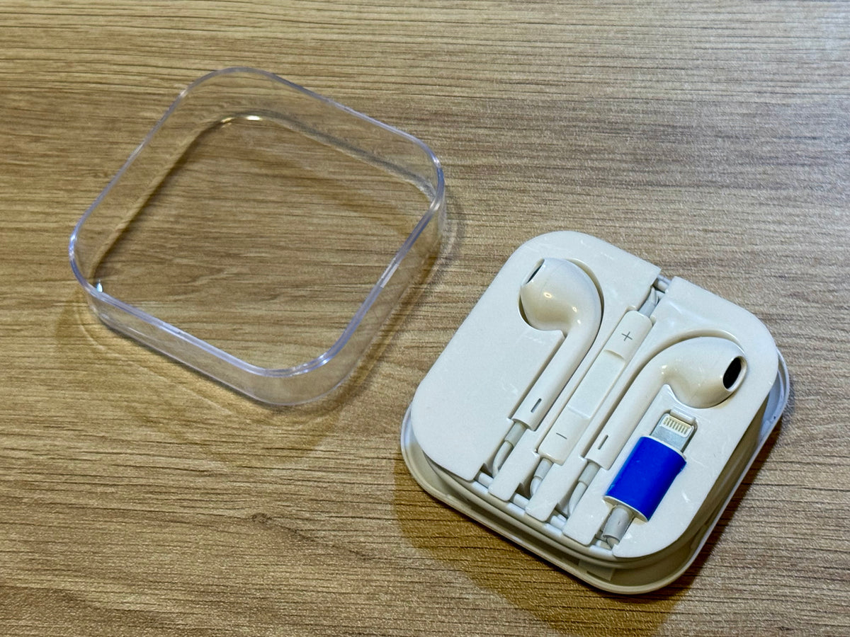 Lightning Handsfree (Connected via Bluetooth)